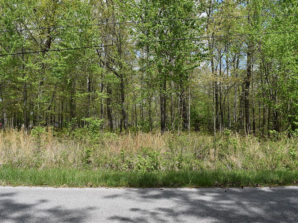 2nd image of 792 Sunset Cir