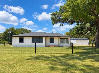 341 Jefferson St, Cat Spring, TX 78933