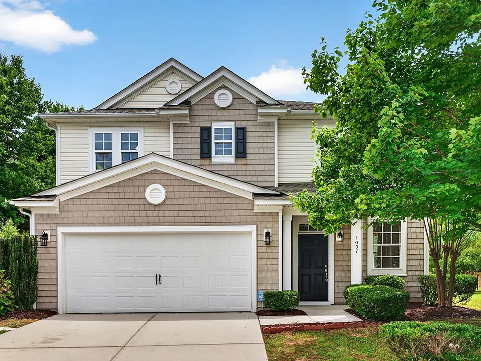 4007 Jockey Club Cir