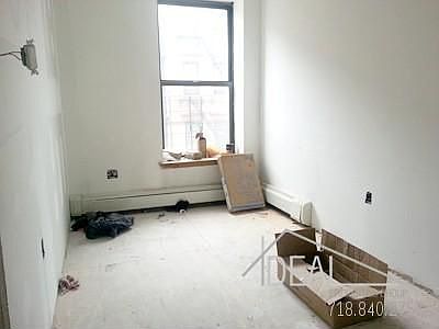 2nd image of 171 Ashland Pl #3