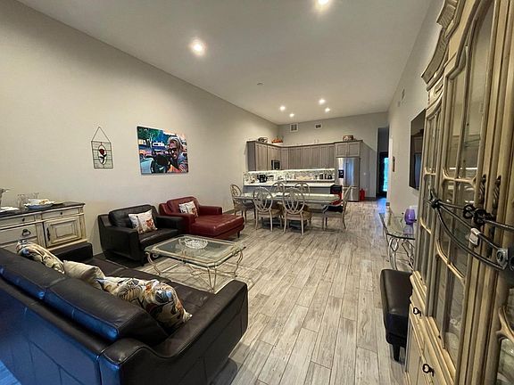 4th image of 2116 NE 8th Pl #A