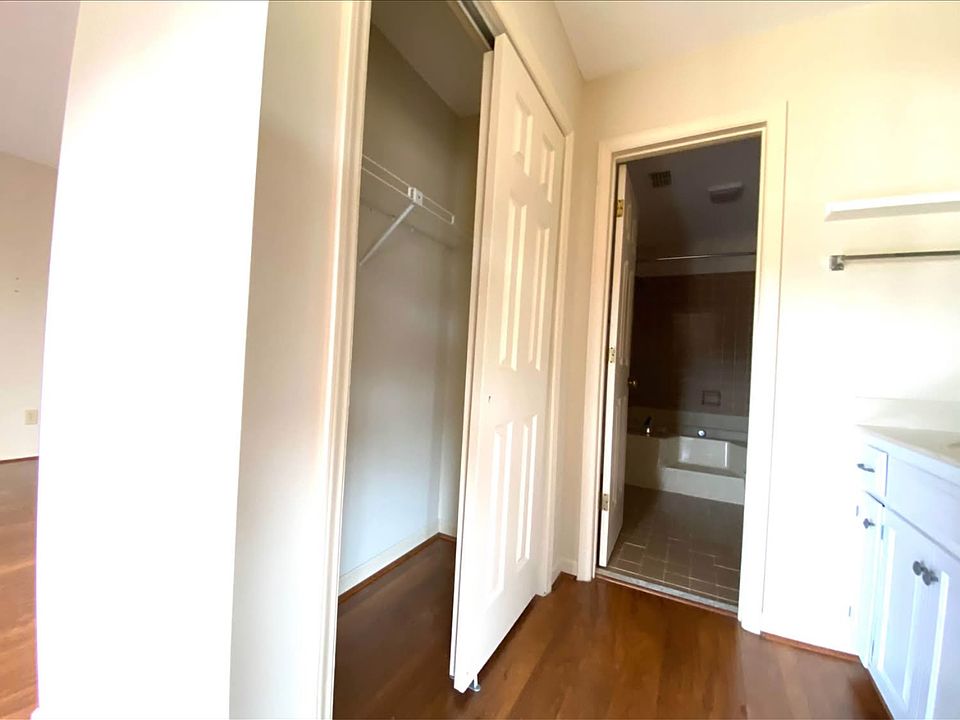 1st image of 234 Persimmon Dr