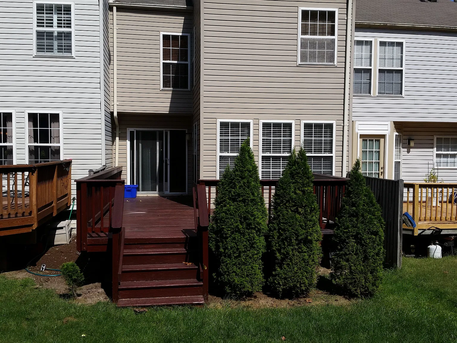 Spacious 3 bedroom townhome. — Photo 3