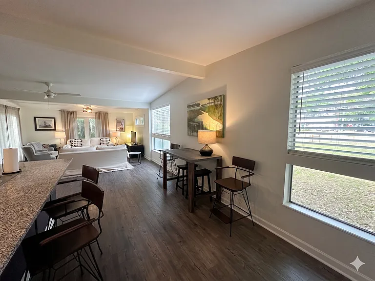 1003 Broad River Dr — Photo 5