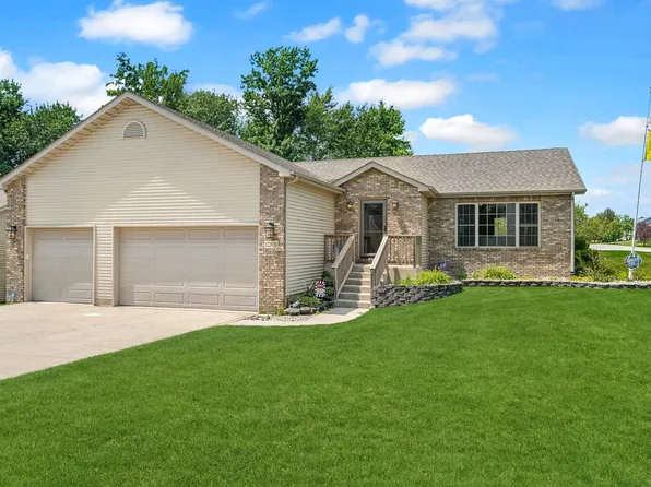 12806 Fawn Ct, Cedar Lake, IN 46303