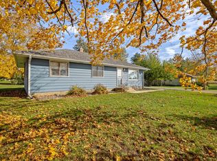 2962 Locust St, Seward, IL 61077