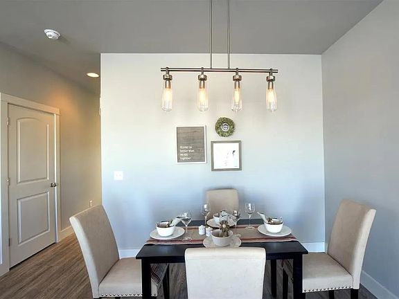 4th image of 1513 Butler Creek Ave #A