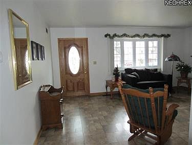 2nd image of 4743 Idleview Dr