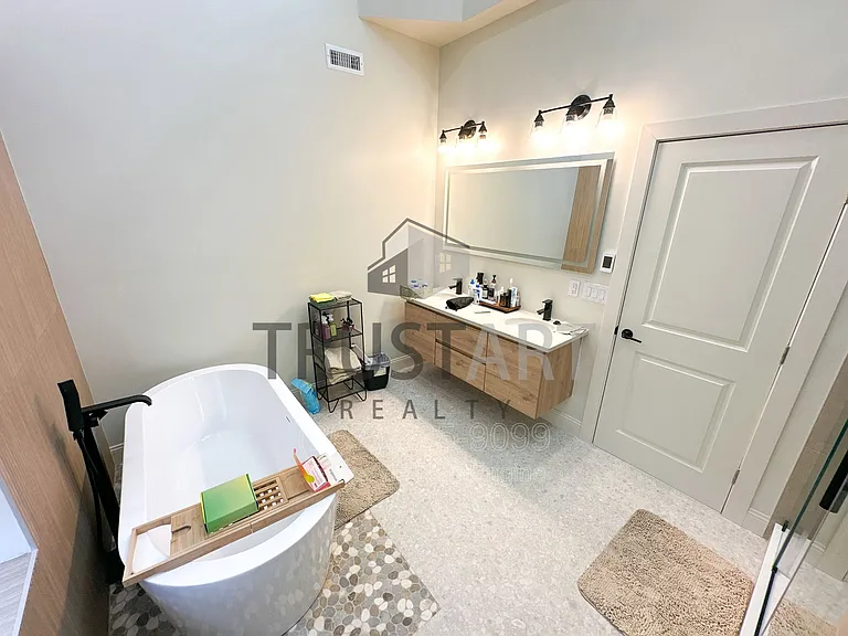 183 W Norris St — Photo 10