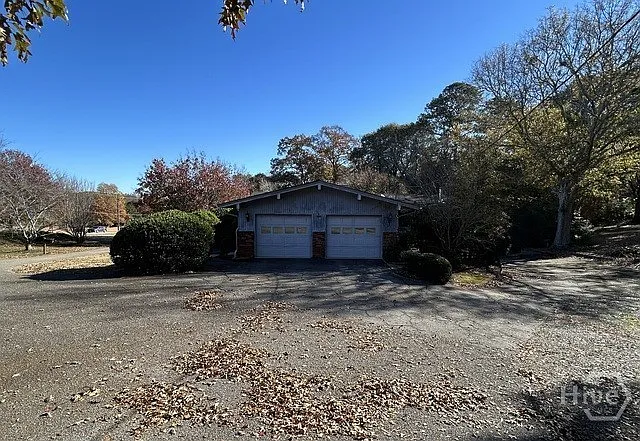 1595 Timothy Rd — Photo 2