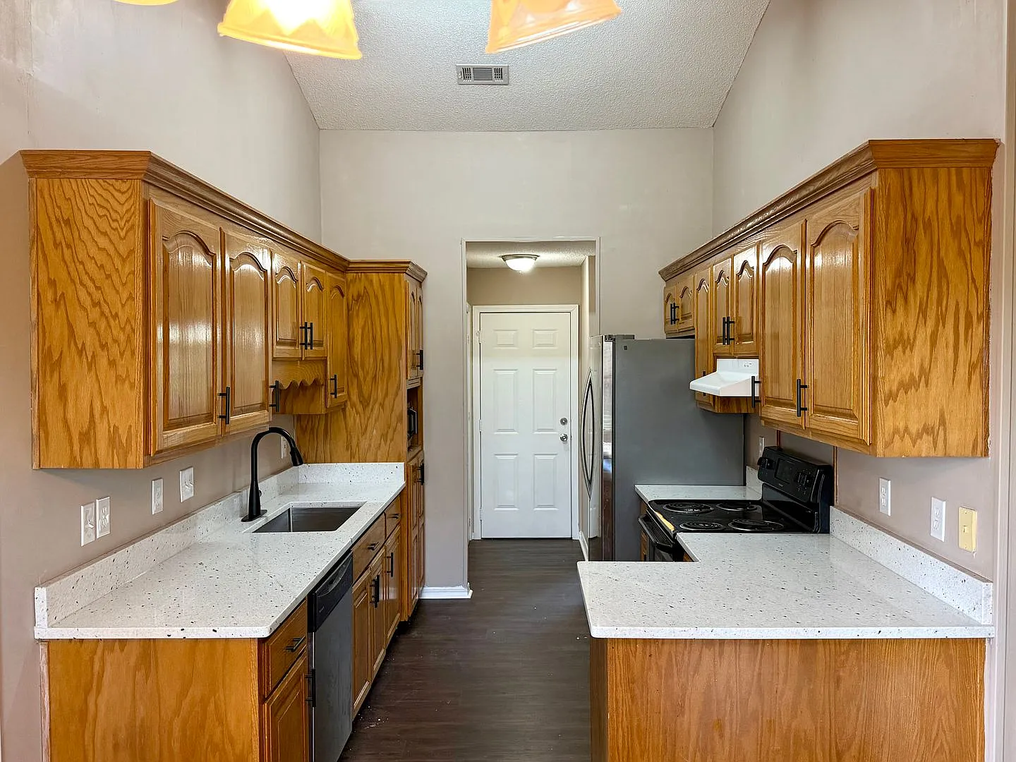 Beautiful 3br/2ba Home In Bayou Ridge In Pace — Photo 3