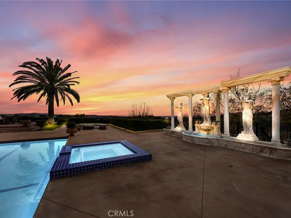 3991 Hollow Ridge Ct, Yorba Linda, CA 92887