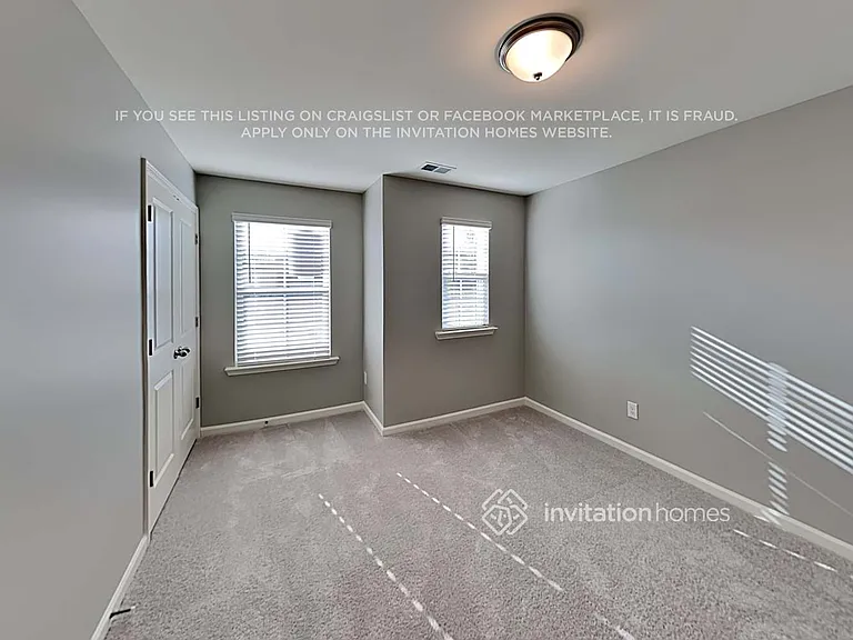 117 Webster Cir — Photo 13