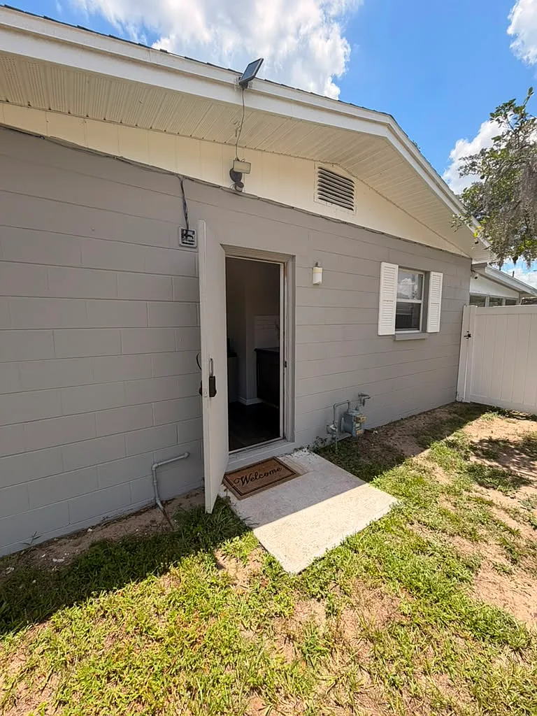 132 Melanie Ln — Photo 3