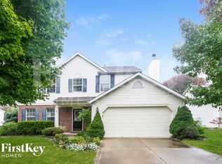 6262 Saddletree Dr, Zionsville, IN 46077