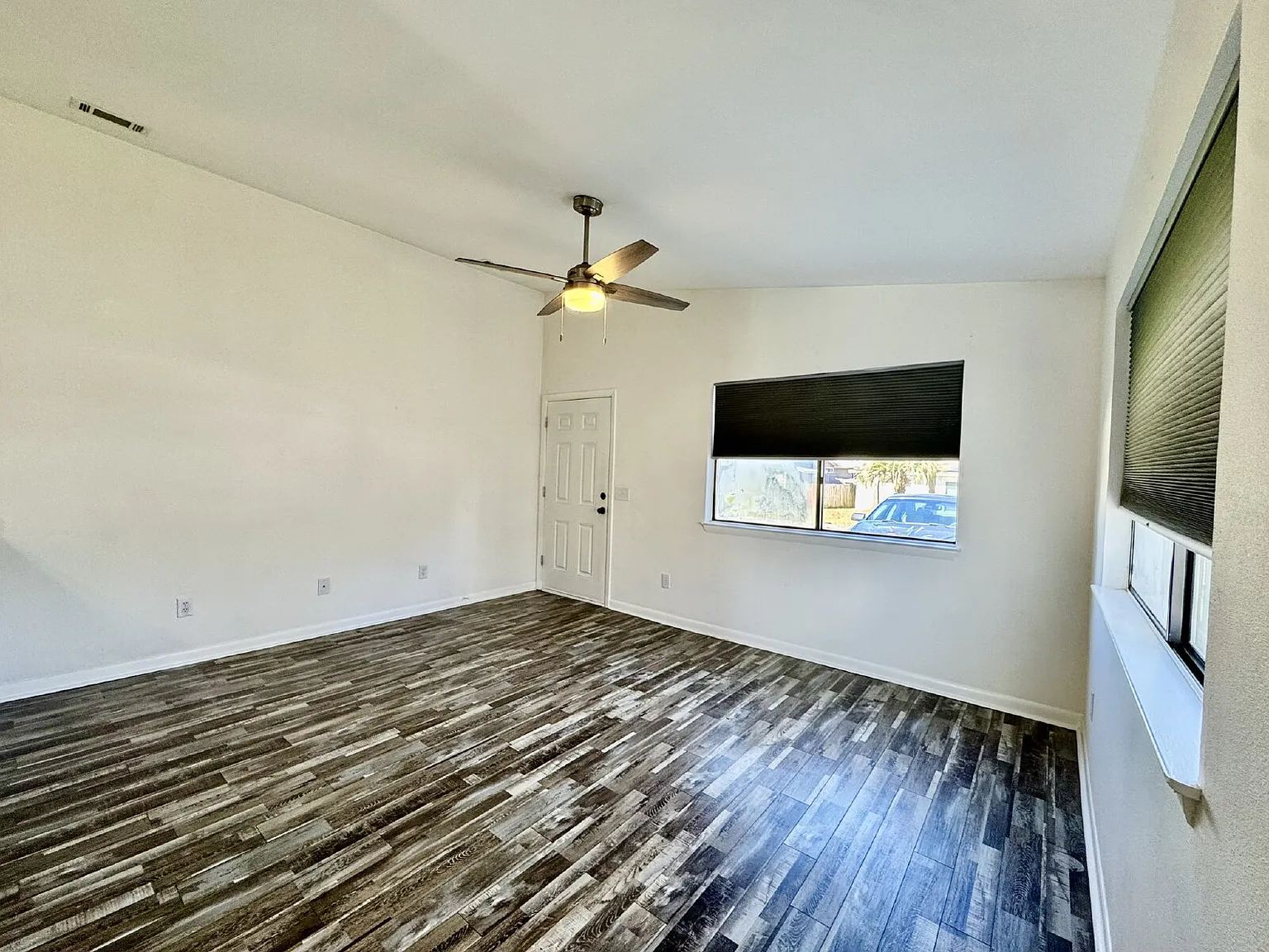 1 bed, 1.0 bath, 600 sqft, $1,350 — Photo 2