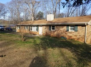 1018 Oakton Dr, Marietta, GA 30008