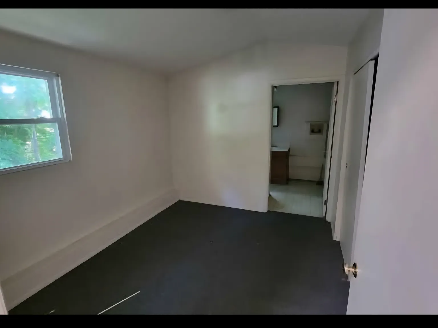 1 bed, 500 sqft, $460 — Photo 3