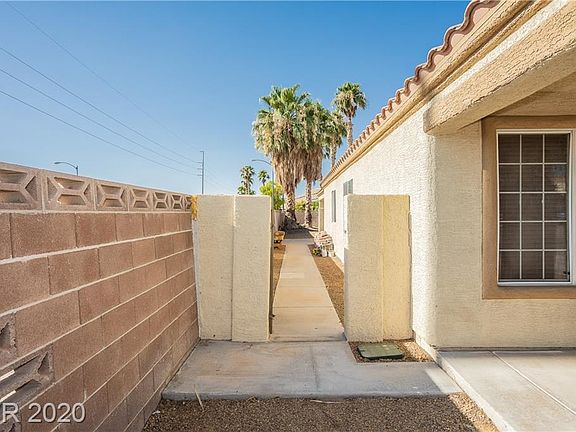 4th image of 307 Rancho Del Norte Dr