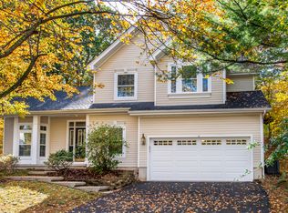 10 Bridalwood Ct, Basking Ridge, NJ 07920