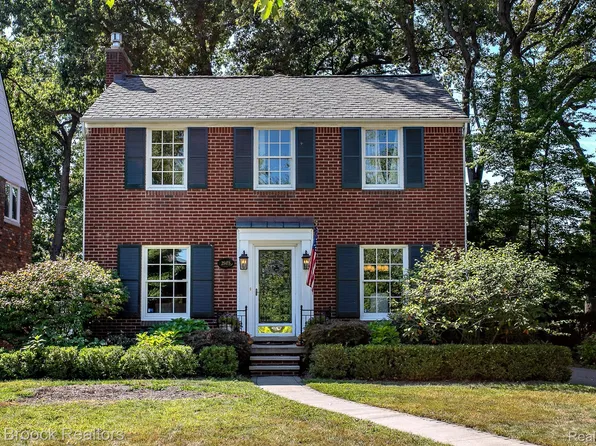 25475 Dundee Rd, Royal Oak, MI 48067