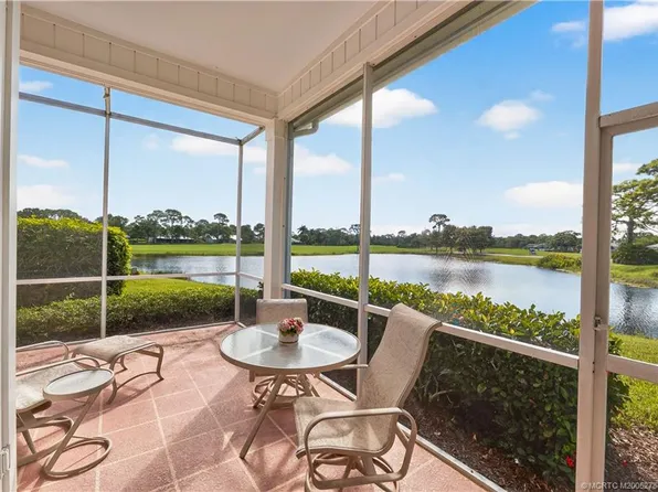 2223 NW Seagrass Dr, Palm City, FL 34990