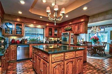 5th image of 7131 Pelican Island Dr