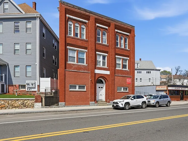 176 Ferry St #3L — Photo 2