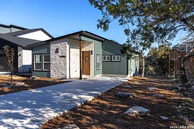 3 bed, 2.0 bath, 1362 sqft, $1,700 — Photo 3