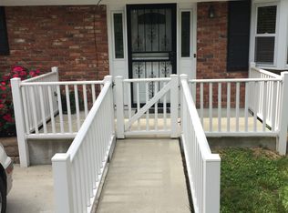 1423 New Castle Rd, Charleston, WV 25314