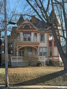 1425 Brownsville Rd, Pittsburgh, PA, 15210