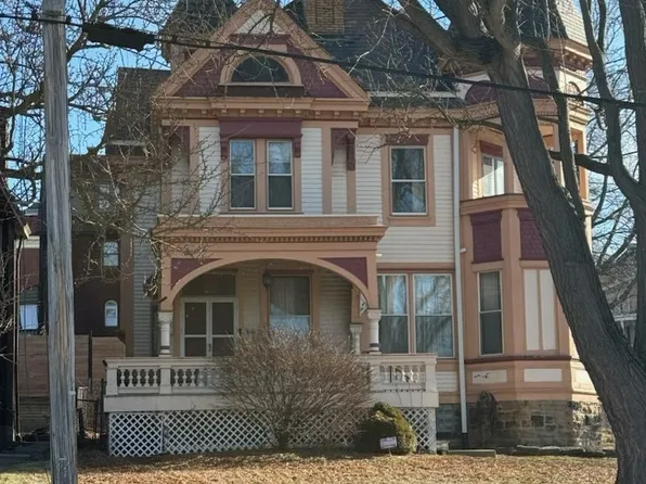 1425 Brownsville Rd, Pittsburgh, PA 15210