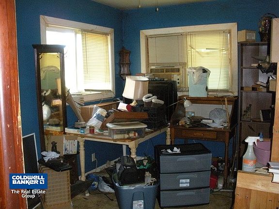 5th image of 4914 Willow Ln