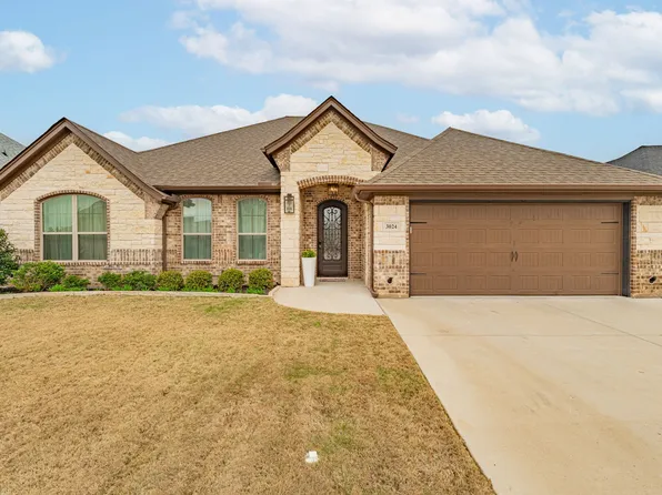 3024 Reed Ct, Granbury, TX 76048