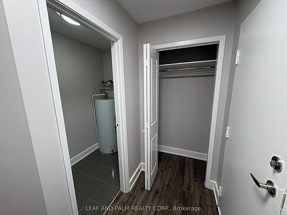 3rd image of 135 Atherley Rd #B301