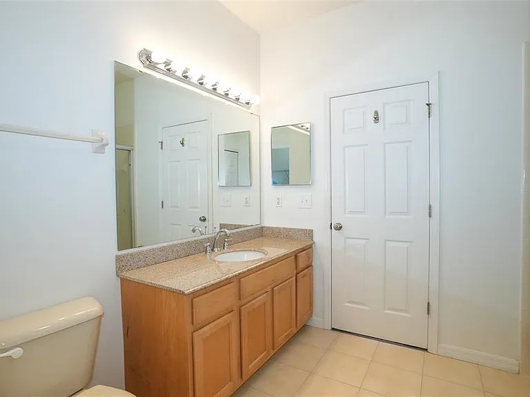 3468 Parkridge Cir #33-201 — Photo 20