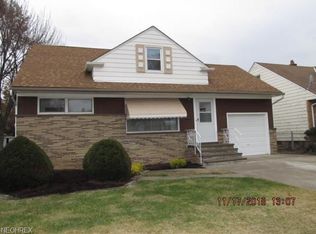 383 Halle Dr, Euclid, OH