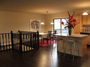 985 103rd Ln NW, Coon Rapids, MN 55433