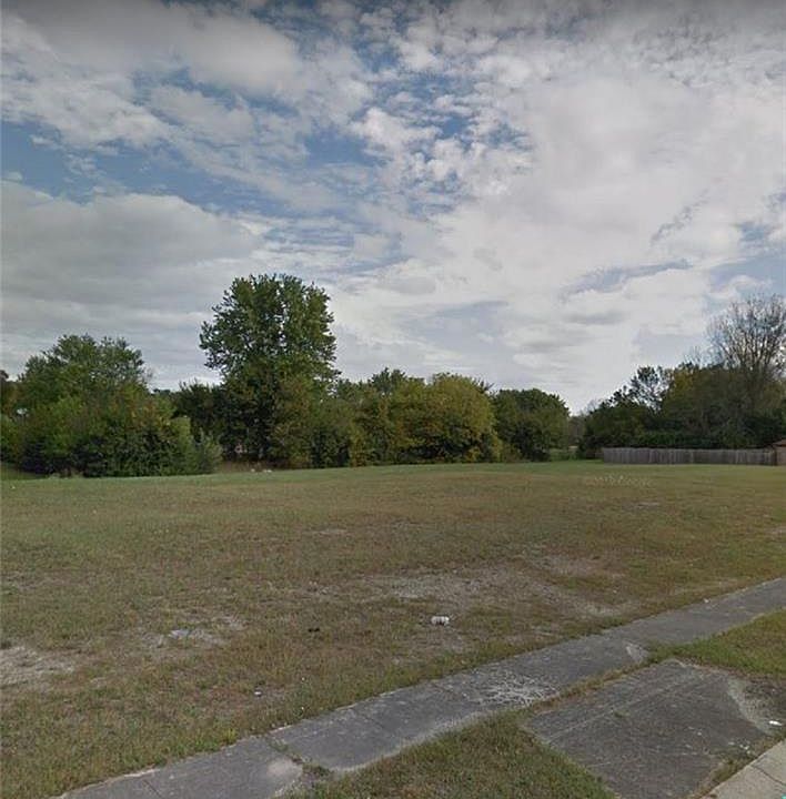 2nd image of 2210 Ridge Creek Ct