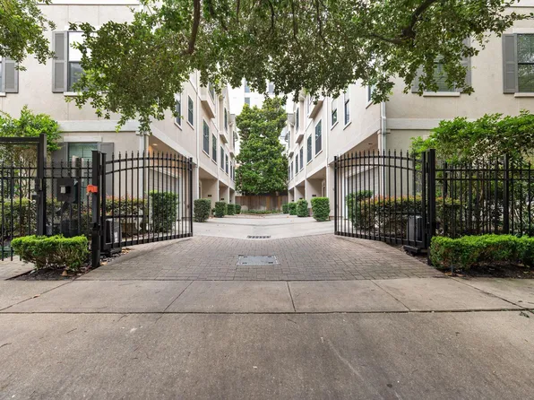 2210 Mid Ln APT 101, Houston, TX 77027