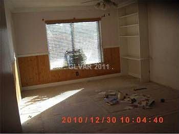 2nd image of 2402 Greens Ave