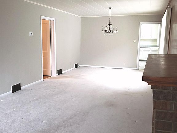 3rd image of 1543 Taylor Ave Floor 2