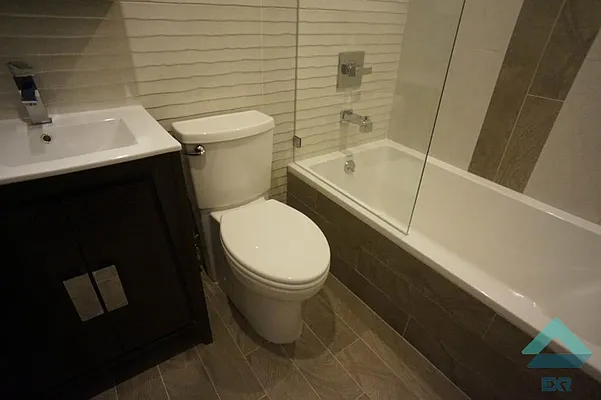 Rented by EXR | media 6