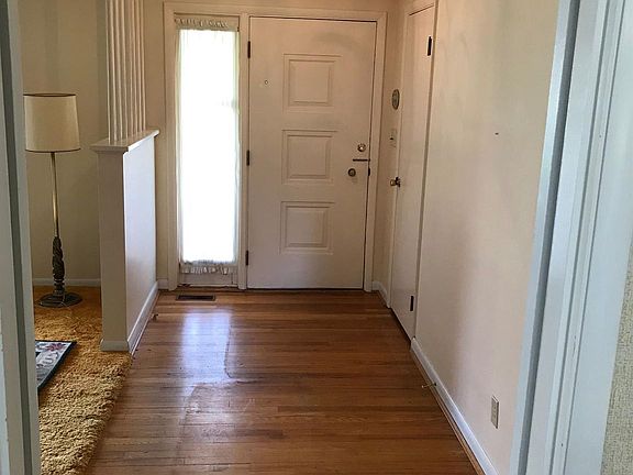 2nd image of 901 Stanton Ave