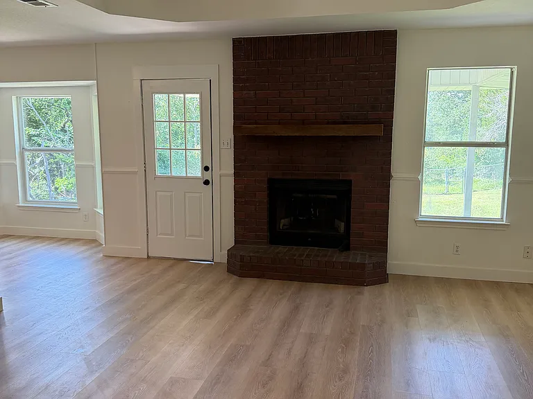 3702 Broken Bow Rd — Photo 10