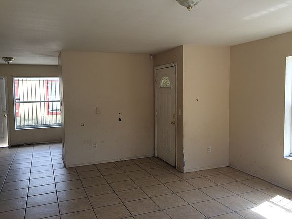 4th image of 2305 E 28th Ave