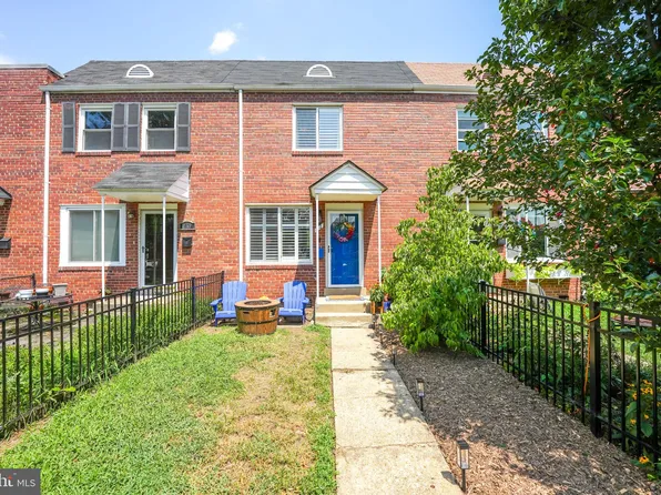 51 Dale St, Alexandria, VA 22305