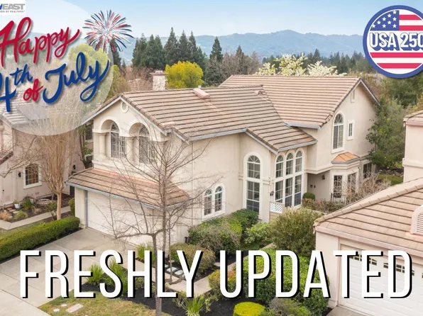 690 Glasgow Cir, Danville, CA 94526