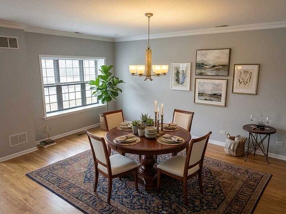 3rd image of 2363 E 70th St APT 3