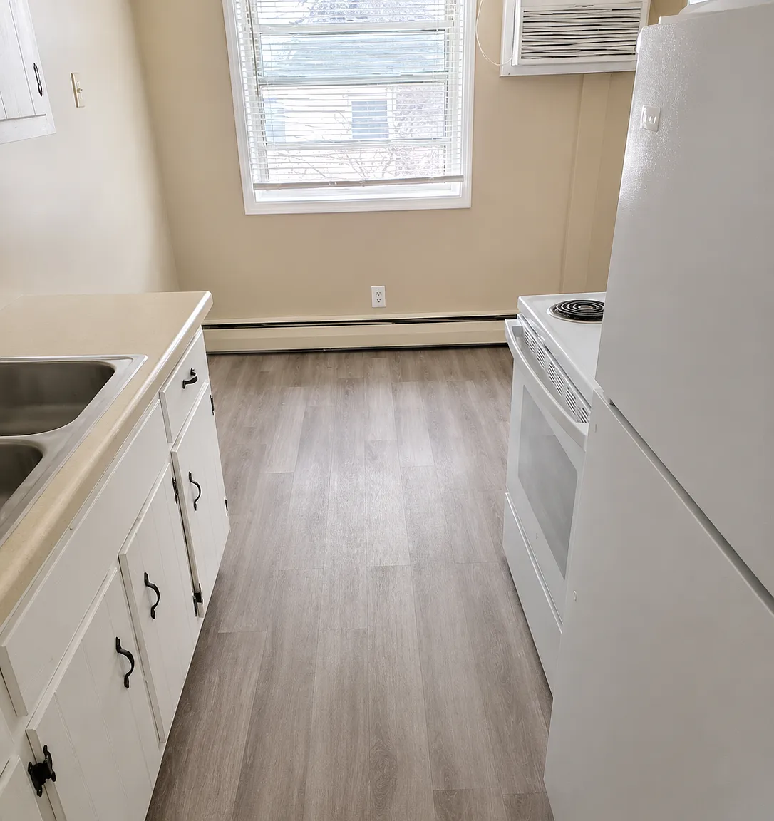1630 Marion St — Photo 1